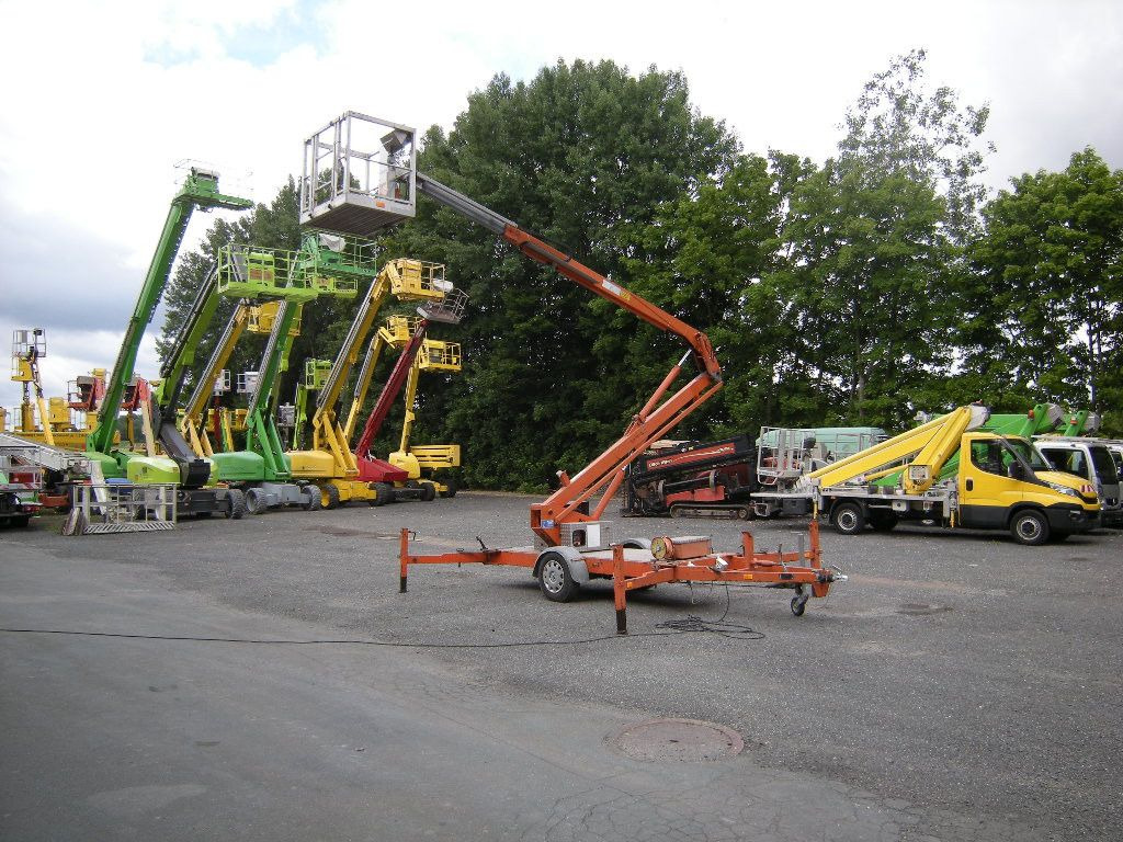 Moog Anhänge Arbeitsbühne, AH 13,5m - Camion cu nacela: Foto 3 Moog Anhänge Arbeitsbühne, AH 13,5m - Camion cu nacela: Foto 3
