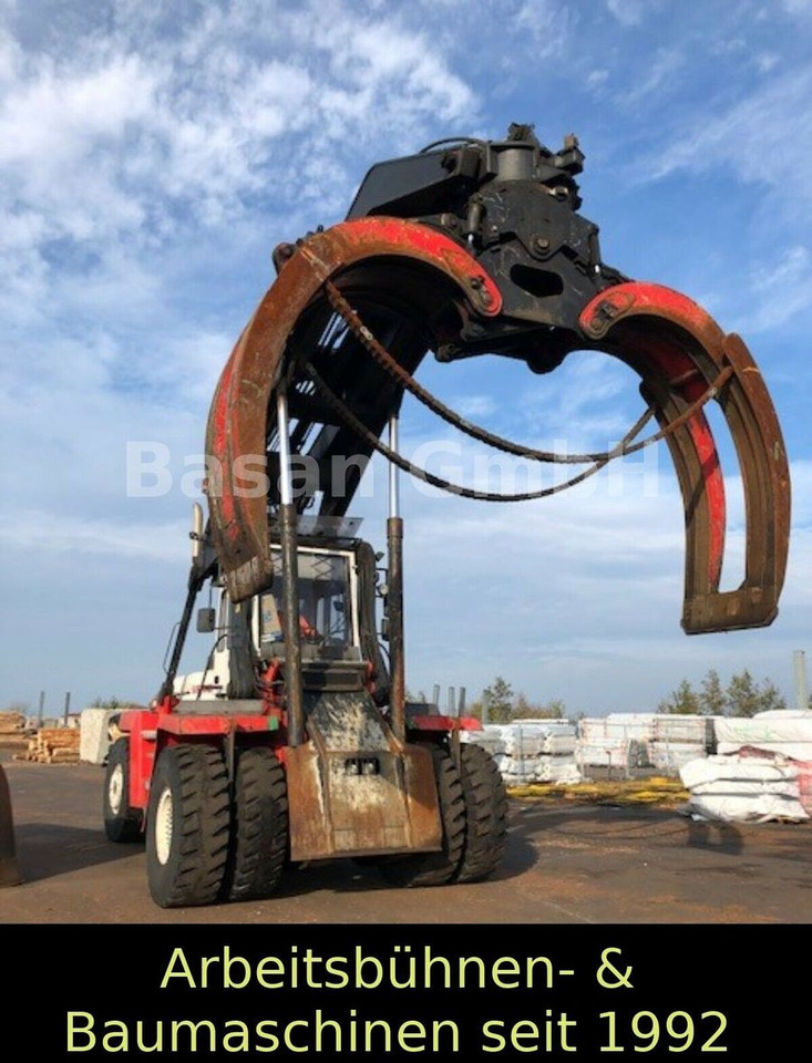 Rundholzstapler/Logstacker Svetruck TMF 15/11-54 Rundholzstapler/Logstacker Svetruck TMF 15/11-54 - Stivuitor diesel: Foto 2 Rundholzstapler/Logstacker Svetruck TMF 15/11-54 Rundholzstapler/Logstacker Svetruck TMF 15/11-54 - Stivuitor diesel: Foto 2