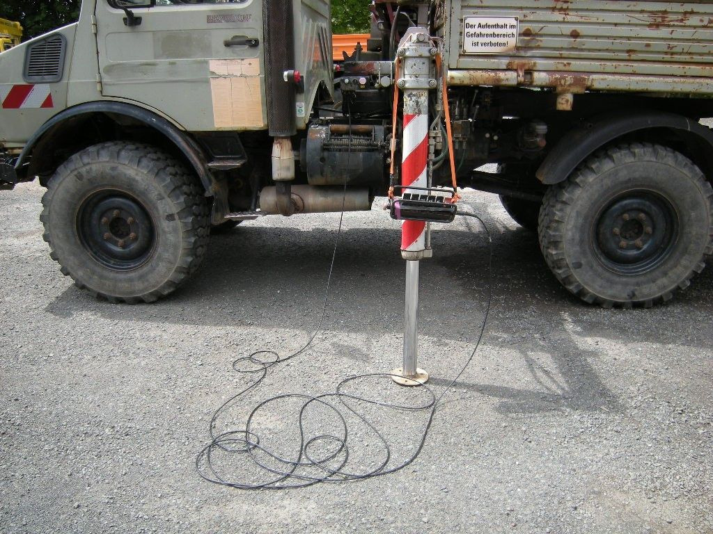 Unimog U1250 mit Kran - Autoutilitară basculantă: Foto 4 Unimog U1250 mit Kran - Autoutilitară basculantă: Foto 4