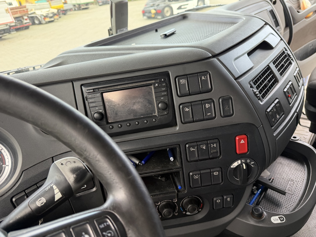 Daf XF 460 4x2 Retarder - Cap tractor: Foto 2 Daf XF 460 4x2 Retarder - Cap tractor: Foto 2