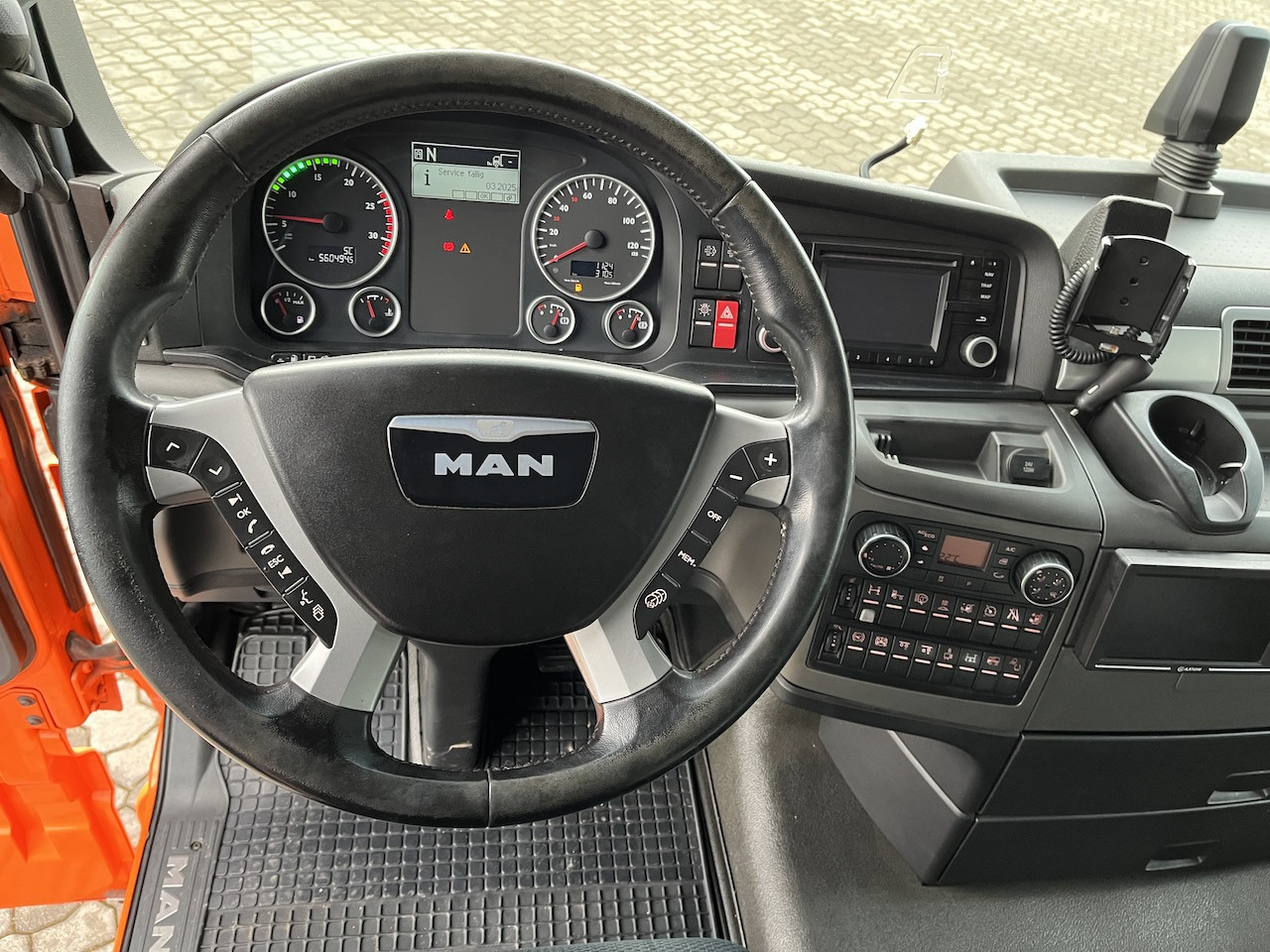 MAN TGX 26.480 6x2 Atlas 145.2 Baustoff - Camion platformă, Camion cu macara: Foto 2 MAN TGX 26.480 6x2 Atlas 145.2 Baustoff - Camion platformă, Camion cu macara: Foto 2