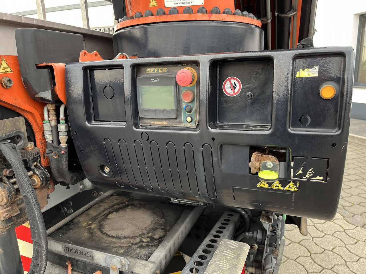 Mercedes-Benz Actros 2545 6x2 Atlas 265-A6 Lenk- Liftachse - Camion platformă, Camion cu macara: Foto 4 Mercedes-Benz Actros 2545 6x2 Atlas 265-A6 Lenk- Liftachse - Camion platformă, Camion cu macara: Foto 4