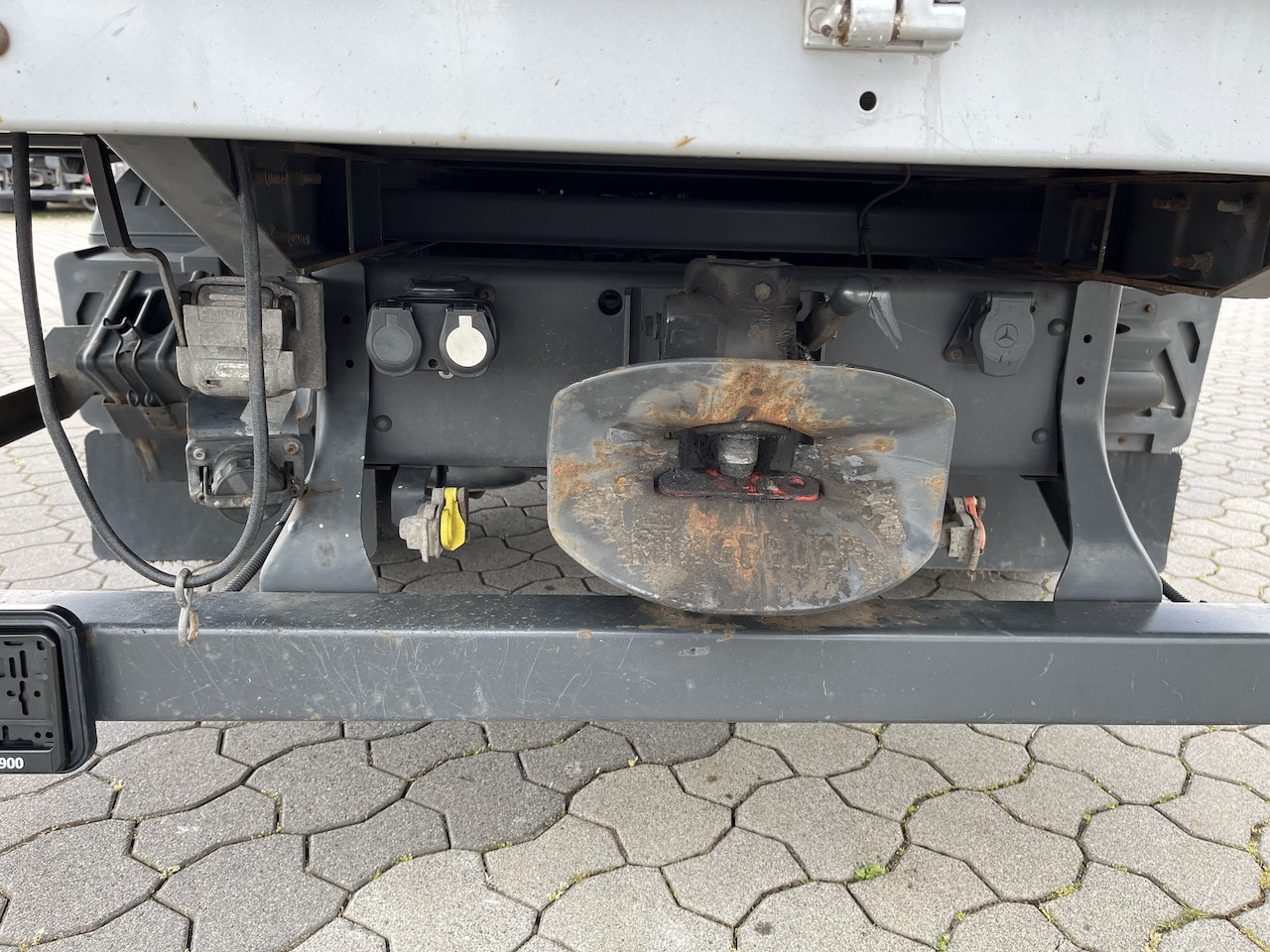 Mercedes-Benz Atego 823 4x2  AHK   Hebezug   Seilzug   Brennholz - Autoutilitară cu platformă: Foto 5 Mercedes-Benz Atego 823 4x2  AHK   Hebezug   Seilzug   Brennholz - Autoutilitară cu platformă: Foto 5