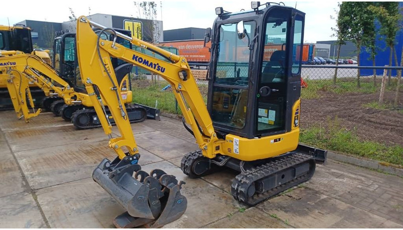 Komatsu PC16R-3HS - Mini excavator: Foto 1 Komatsu PC16R-3HS - Mini excavator: Foto 1