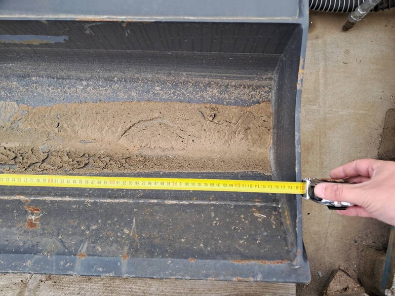 Komatsu PC24MR-5 NEW BUCKET SET + QC - Cupă pentru Utilaje constructii: Foto 3 Komatsu PC24MR-5 NEW BUCKET SET + QC - Cupă pentru Utilaje constructii: Foto 3