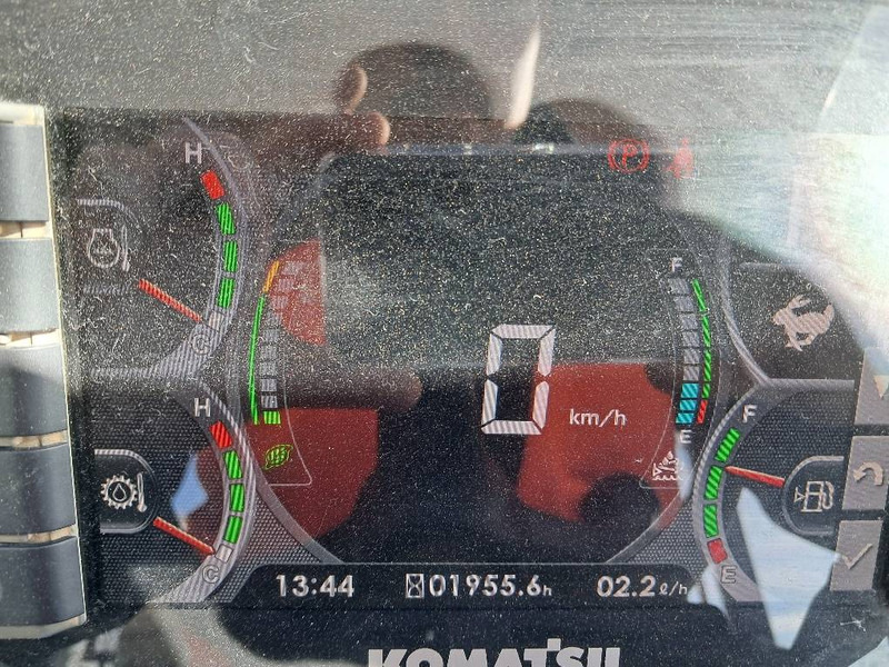 Încărcător frontal pe pneuri Komatsu WA100M-8: Foto 6