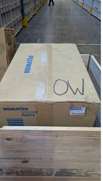 Komatsu WA475-10 - HYDRAULIC PUMP 421-S95-7060 - Hidraulică pentru Utilaje constructii: Foto 1 Komatsu WA475-10 - HYDRAULIC PUMP 421-S95-7060 - Hidraulică pentru Utilaje constructii: Foto 1