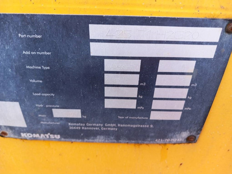 Komatsu WA500-7 - Cupă pentru Utilaje constructii: Foto 2 Komatsu WA500-7 - Cupă pentru Utilaje constructii: Foto 2