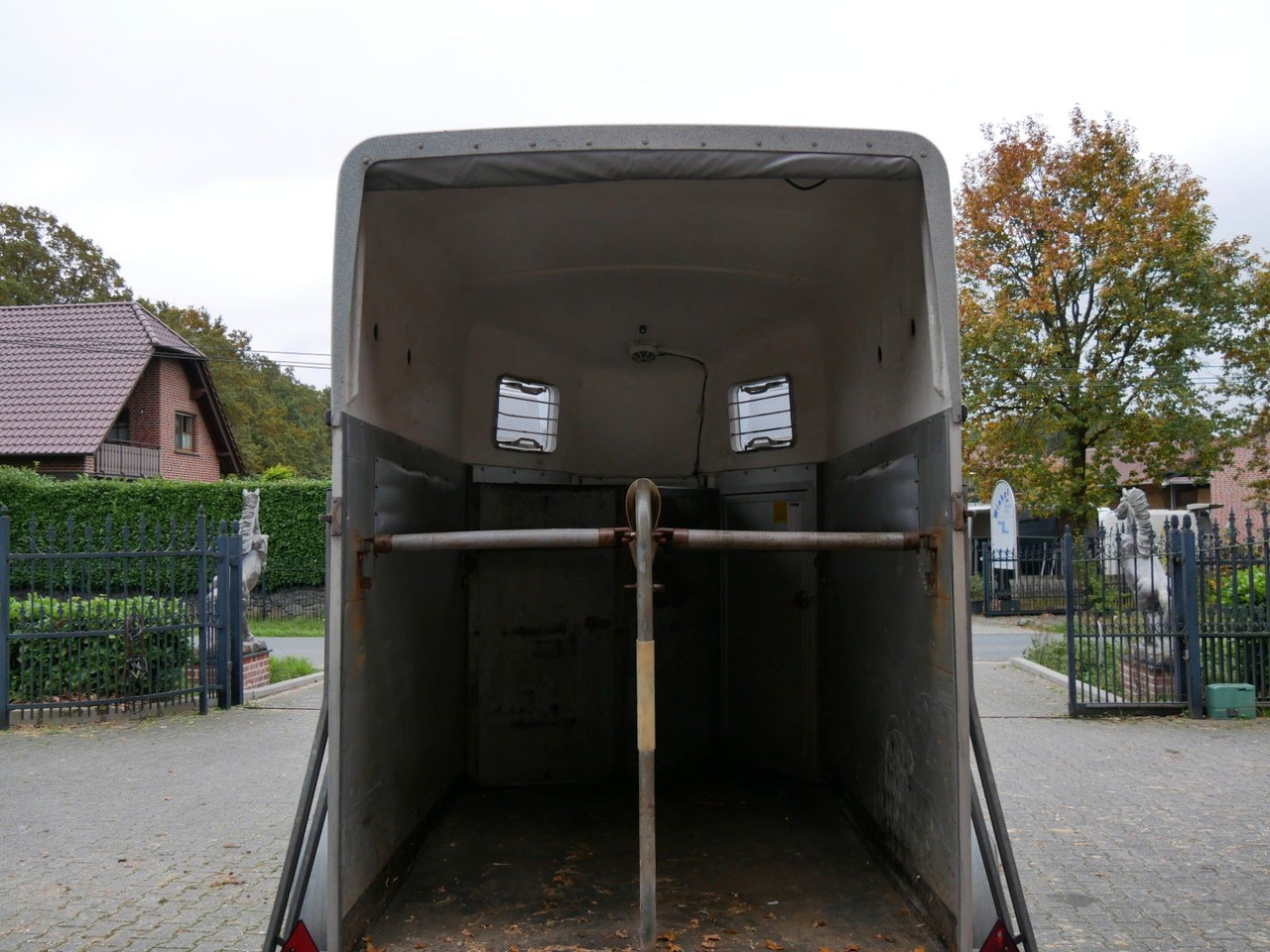 Böckmann Alu 2 Pferde mit Sattelkammer - Remorcă transport animale: Foto 5 Böckmann Alu 2 Pferde mit Sattelkammer - Remorcă transport animale: Foto 5