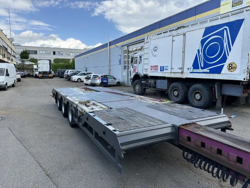 Semiremorcă transport agabaritic nou Broshuis Tele Semi Tieflader Luft 4.5 m auszieh u. 3 m verb Tele Semi Tieflader Luft 4.5 m auszieh u. 3 m verbreiterb.: Foto 14