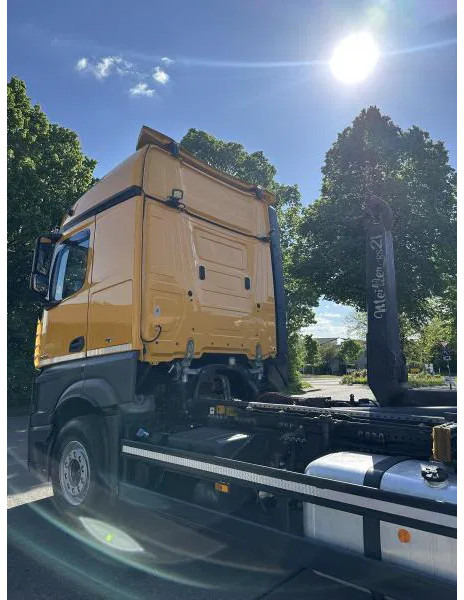 Mercedes-Benz Actros 2645 6x2 ABROLLER Lenk/Lift MEILLER 2170 Intarder - Camion cu cârlig: Foto 4 Mercedes-Benz Actros 2645 6x2 ABROLLER Lenk/Lift MEILLER 2170 Intarder - Camion cu cârlig: Foto 4