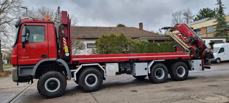 Mercedes-Benz Actros 4146 AK 8X8 FASSI 660 EINZELBER SEILWINDE - Camion platformă, Camion cu macara: Foto 1 Mercedes-Benz Actros 4146 AK 8X8 FASSI 660 EINZELBER SEILWINDE - Camion platformă, Camion cu macara: Foto 1