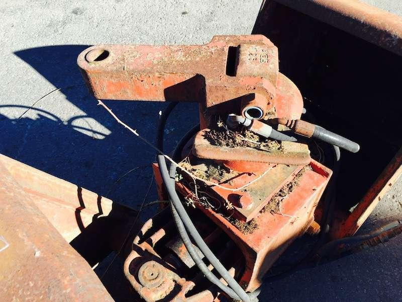 Camion avec rotator - coquilles 500mm reprise - ouverture 1500mm - Graifer: Foto 2 Camion avec rotator - coquilles 500mm reprise - ouverture 1500mm - Graifer: Foto 2