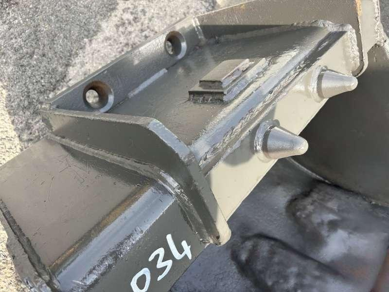 MECALAC 12 - 870mm - fond à revoir - Cupă excavator: Foto 5 MECALAC 12 - 870mm - fond à revoir - Cupă excavator: Foto 5