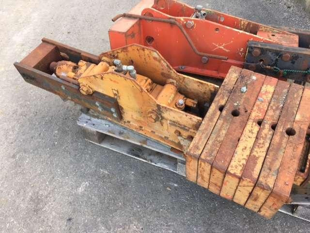 NPK H1XA - Palplanches - Ciocan hidraulic pentru Utilaje constructii: Foto 1 NPK H1XA - Palplanches - Ciocan hidraulic pentru Utilaje constructii: Foto 1