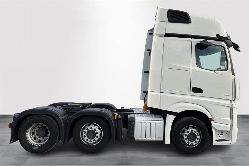Mercedes-Benz ACTROS 5 2551 LS 6x2 - Cap tractor: Foto 4 Mercedes-Benz ACTROS 5 2551 LS 6x2 - Cap tractor: Foto 4