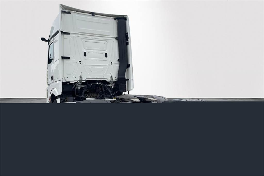 Mercedes-Benz ACTROS ACTROS 2551LS 6x2/4 Väliteli - Cap tractor: Foto 5 Mercedes-Benz ACTROS ACTROS 2551LS 6x2/4 Väliteli - Cap tractor: Foto 5
