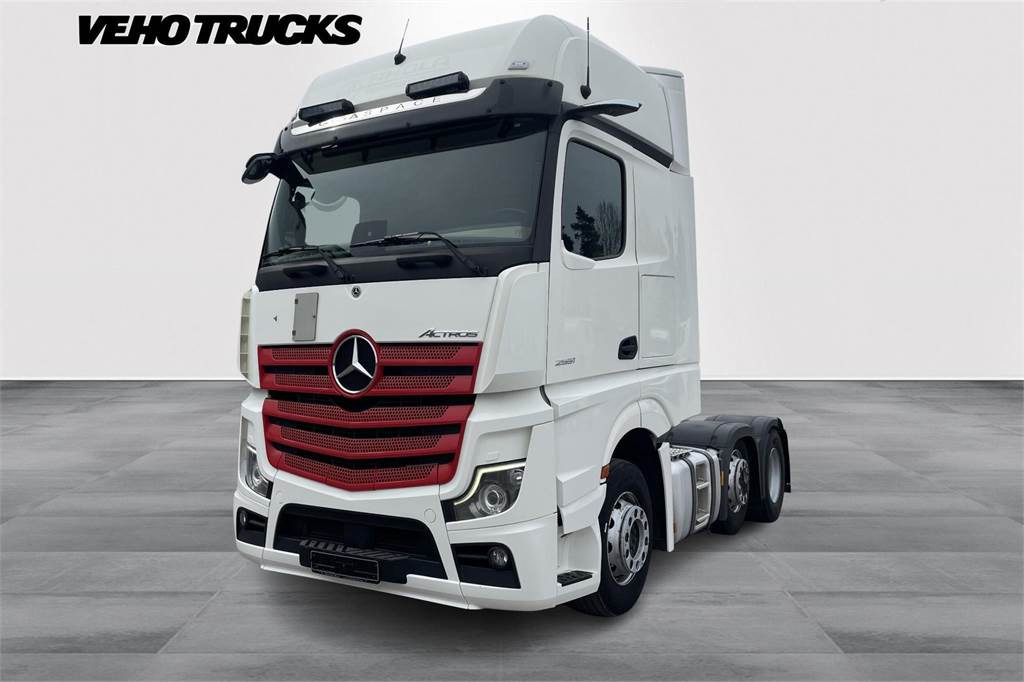 Mercedes-Benz ACTROS ACTROS 2551LS 6x2/4 Väliteli - Cap tractor: Foto 1 Mercedes-Benz ACTROS ACTROS 2551LS 6x2/4 Väliteli - Cap tractor: Foto 1