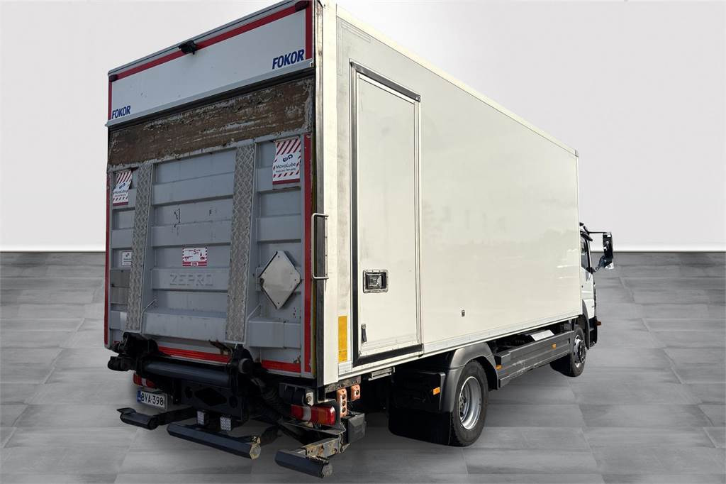 Mercedes-Benz ATEGO 1224L 4x2 Ksa-Umpikori +pl-nostin - Camion furgon: Foto 5 Mercedes-Benz ATEGO 1224L 4x2 Ksa-Umpikori +pl-nostin - Camion furgon: Foto 5