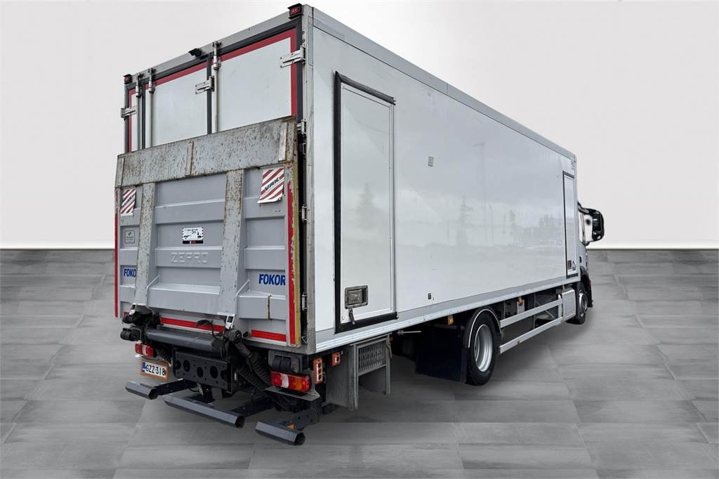 Mercedes-Benz Actros 5 1830L nR 4x2 FRC 10/2026 - Camion izoterma: Foto 5 Mercedes-Benz Actros 5 1830L nR 4x2 FRC 10/2026 - Camion izoterma: Foto 5