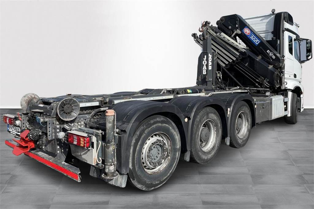Mercedes-Benz Arocs 3251 8x4*4 - HMF 32 tm - Koukku - Camion cu macara: Foto 5 Mercedes-Benz Arocs 3251 8x4*4 - HMF 32 tm - Koukku - Camion cu macara: Foto 5