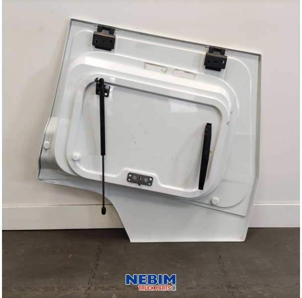 Renault Renault - 7482376484 - Bagageluik T-serie rechts - Piesă de schimb pentru Camion: Foto 2 Renault Renault - 7482376484 - Bagageluik T-serie rechts - Piesă de schimb pentru Camion: Foto 2