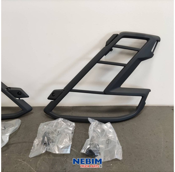 Volvo Volvo - 23146213 - Koplampbescherming FM5/E - Piesă de schimb pentru Camion: Foto 3 Volvo Volvo - 23146213 - Koplampbescherming FM5/E - Piesă de schimb pentru Camion: Foto 3