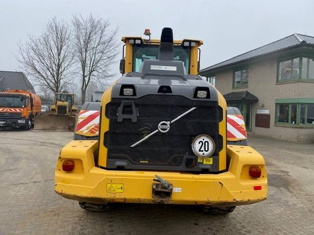 Volvo L 120 H MIETE / RENTAL (12000892) - Încărcător frontal pe pneuri: Foto 4 Volvo L 120 H MIETE / RENTAL (12000892) - Încărcător frontal pe pneuri: Foto 4