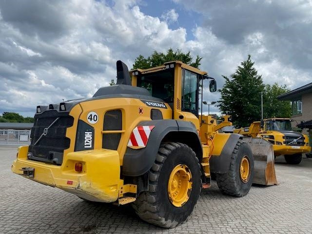 Volvo L 120 H MIETE / RENTAL (12001931) - Încărcător frontal pe pneuri: Foto 4 Volvo L 120 H MIETE / RENTAL (12001931) - Încărcător frontal pe pneuri: Foto 4