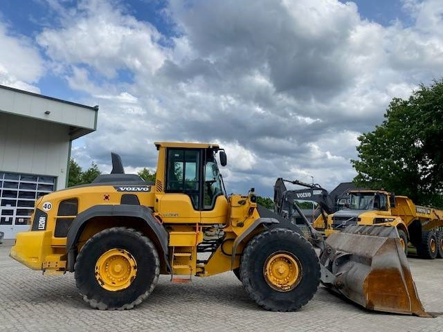 Volvo L 120 H MIETE / RENTAL (12001931) - Încărcător frontal pe pneuri: Foto 5 Volvo L 120 H MIETE / RENTAL (12001931) - Încărcător frontal pe pneuri: Foto 5