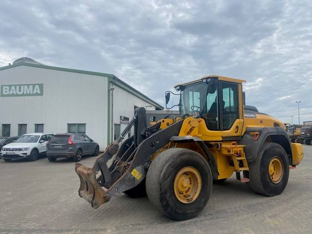 Volvo L 120 H MIETE / RENTAL (12005511) - Încărcător frontal pe pneuri: Foto 1 Volvo L 120 H MIETE / RENTAL (12005511) - Încărcător frontal pe pneuri: Foto 1