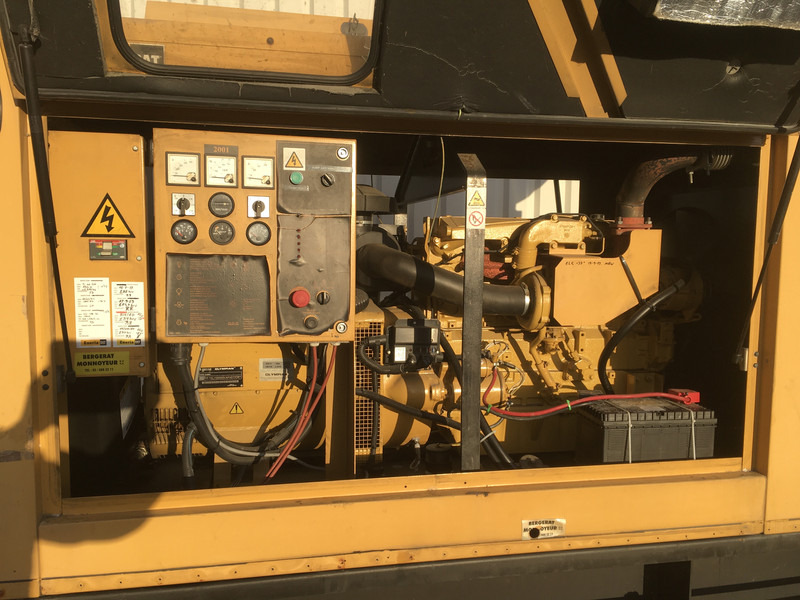 Caterpillar OLYMPIAN GEP110 GENERATOR 110KVA USED - Generator electric: Foto 1 Caterpillar OLYMPIAN GEP110 GENERATOR 110KVA USED - Generator electric: Foto 1