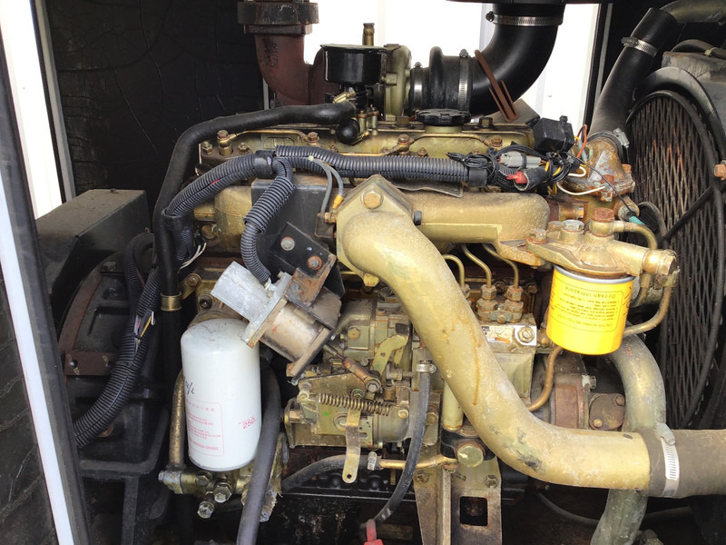 Doosan EWOO DAEWOO PO34TI GENERATOR 50 KVA USED - Generator electric: Foto 4 Doosan EWOO DAEWOO PO34TI GENERATOR 50 KVA USED - Generator electric: Foto 4