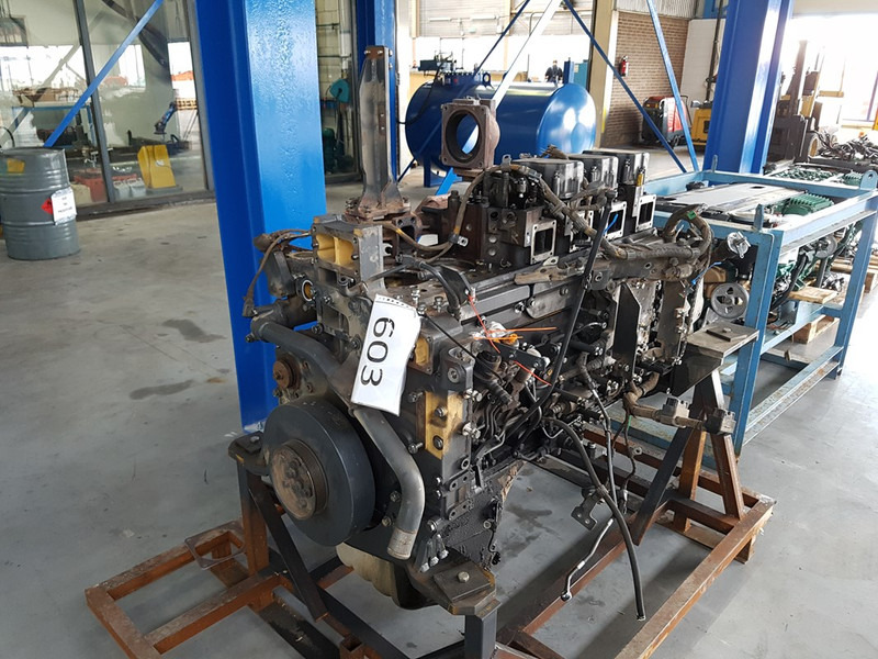 Komatsu SAA6D140E-6 FOR PARTS - Utilaje constructii: Foto 4 Komatsu SAA6D140E-6 FOR PARTS - Utilaje constructii: Foto 4
