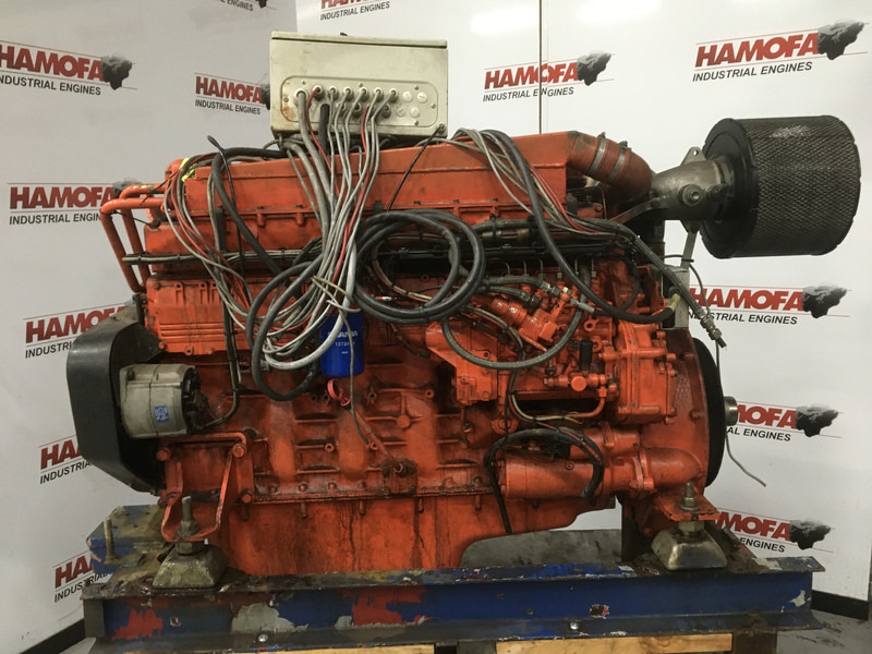 Scania DI12.41 USED - Utilaje constructii: Foto 2 Scania DI12.41 USED - Utilaje constructii: Foto 2