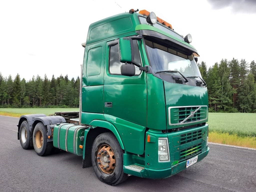 Volvo FH12 460 - Cap tractor: Foto 2 Volvo FH12 460 - Cap tractor: Foto 2