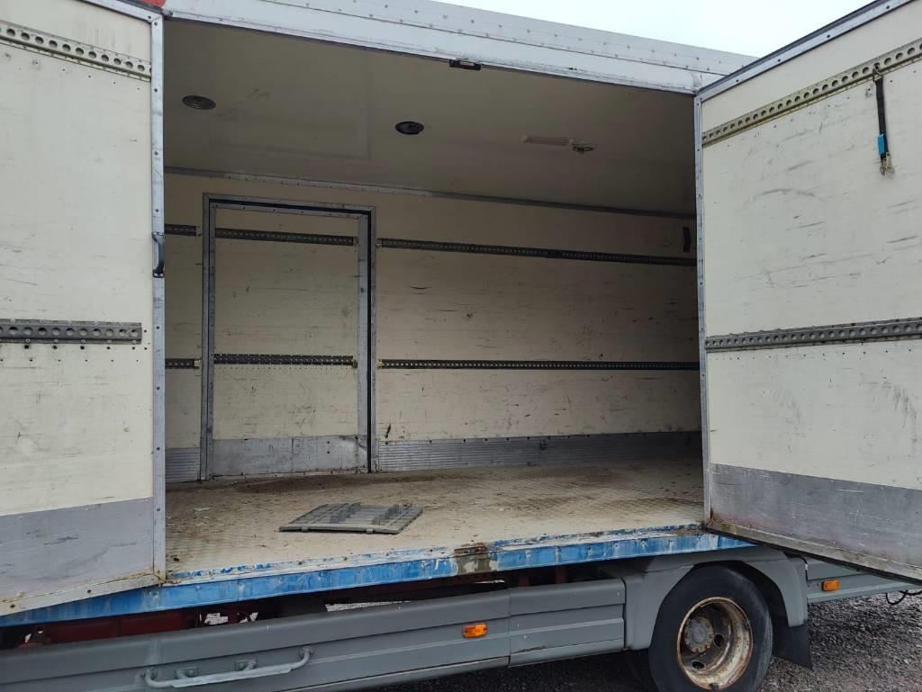 Mercedes-Benz Atego 1023 - Camion furgon: Foto 5 Mercedes-Benz Atego 1023 - Camion furgon: Foto 5