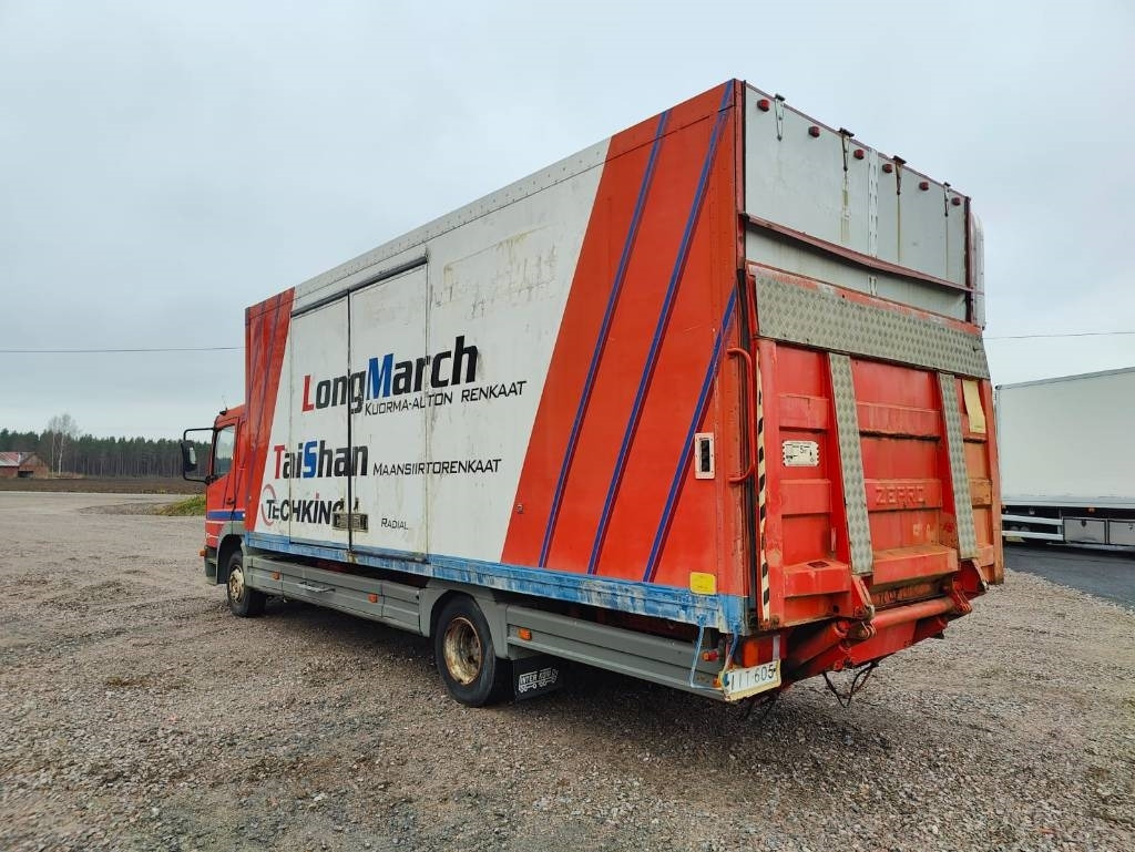 Mercedes-Benz Atego 1023 - Camion furgon: Foto 3 Mercedes-Benz Atego 1023 - Camion furgon: Foto 3