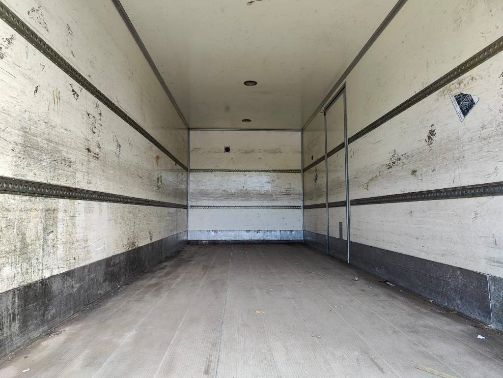 Camion furgon Mercedes-Benz Atego 1224: Foto 8