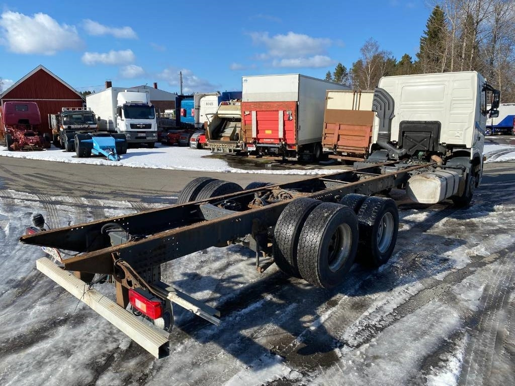 Volvo FH 12 - Camion şasiu: Foto 4 Volvo FH 12 - Camion şasiu: Foto 4