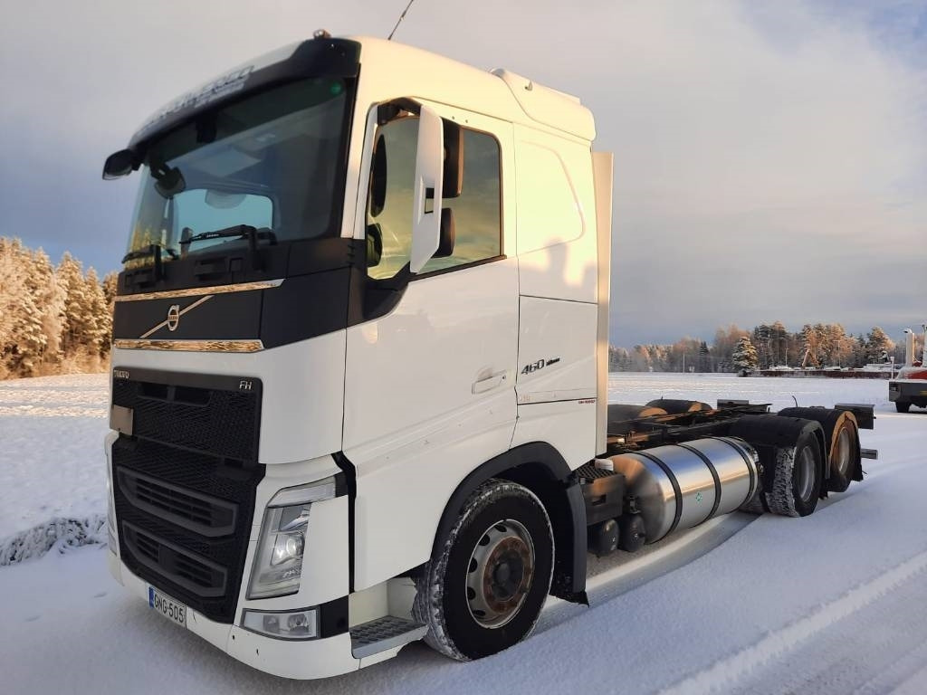 Volvo FH 13 - Camion şasiu: Foto 1 Volvo FH 13 - Camion şasiu: Foto 1
