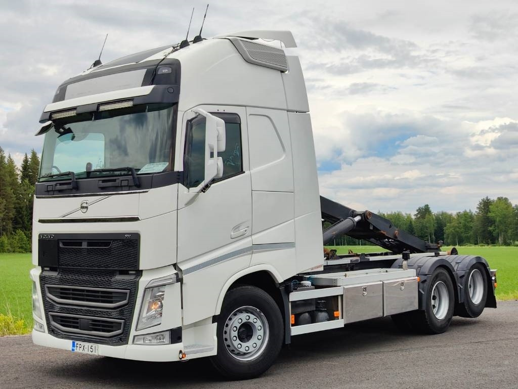 Volvo FH 540 - Camion cu cârlig: Foto 1 Volvo FH 540 - Camion cu cârlig: Foto 1