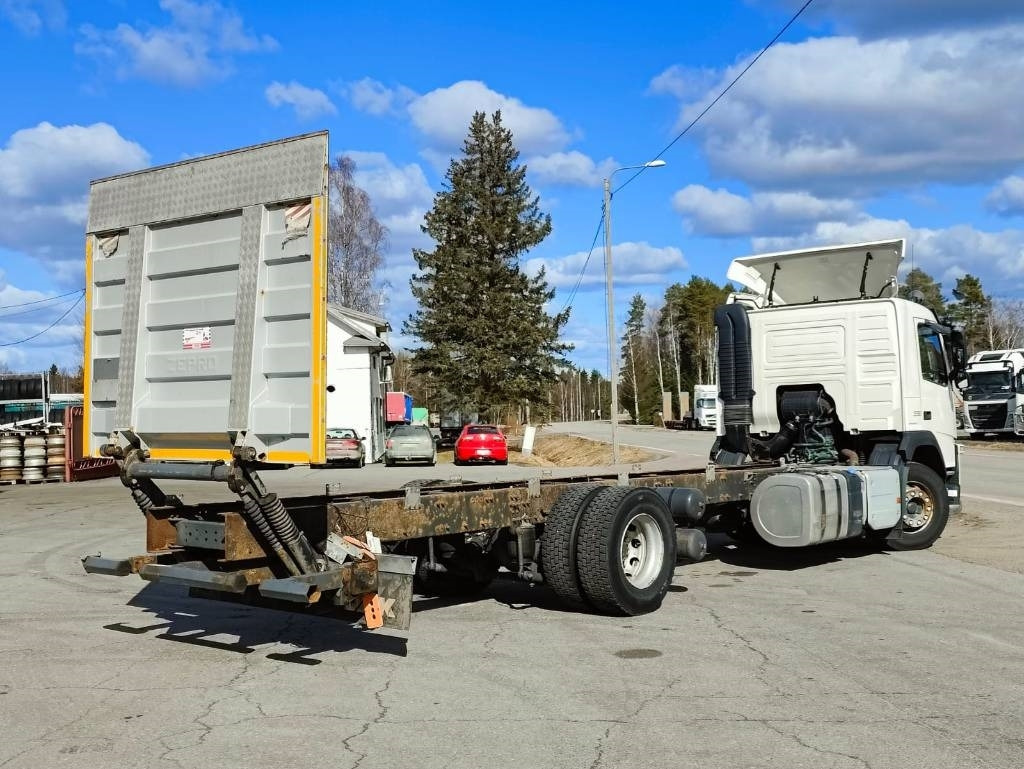 Volvo FM 11 - Camion şasiu: Foto 3 Volvo FM 11 - Camion şasiu: Foto 3