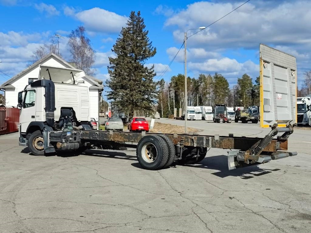 Volvo FM 11 - Camion şasiu: Foto 4 Volvo FM 11 - Camion şasiu: Foto 4