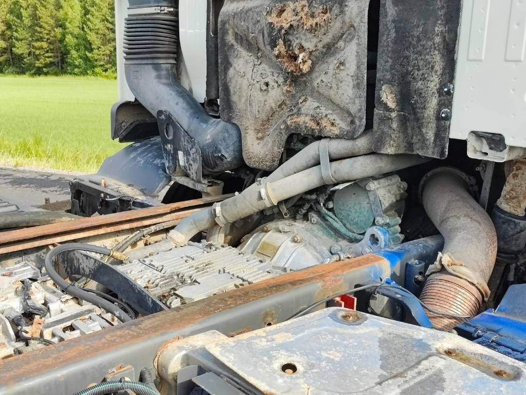 Camion şasiu Volvo FM 13 400: Foto 6