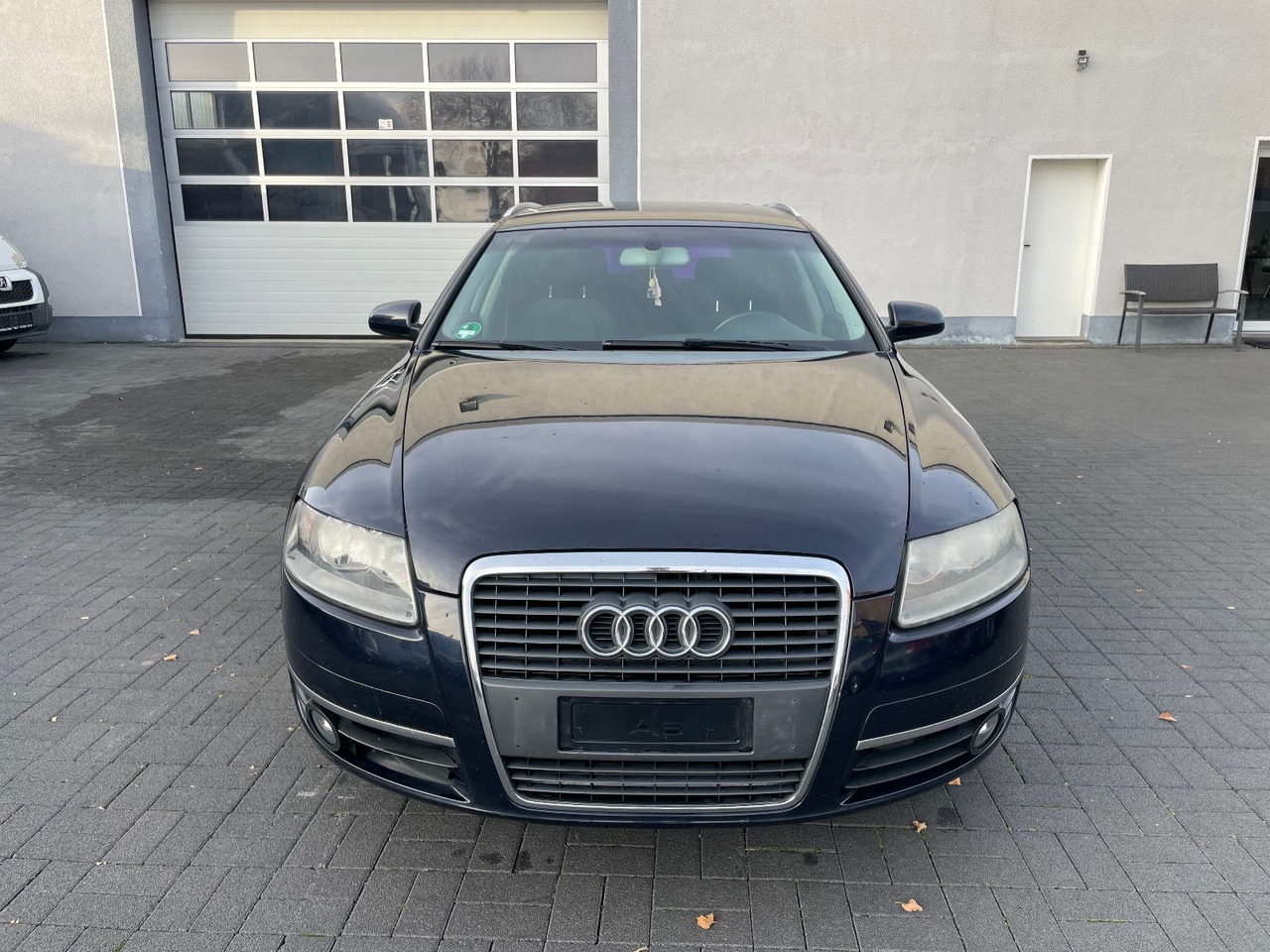 Audi A6 Avant 2.7 TDI Defekt !!! - Mașină break: Foto 5 Audi A6 Avant 2.7 TDI Defekt !!! - Mașină break: Foto 5
