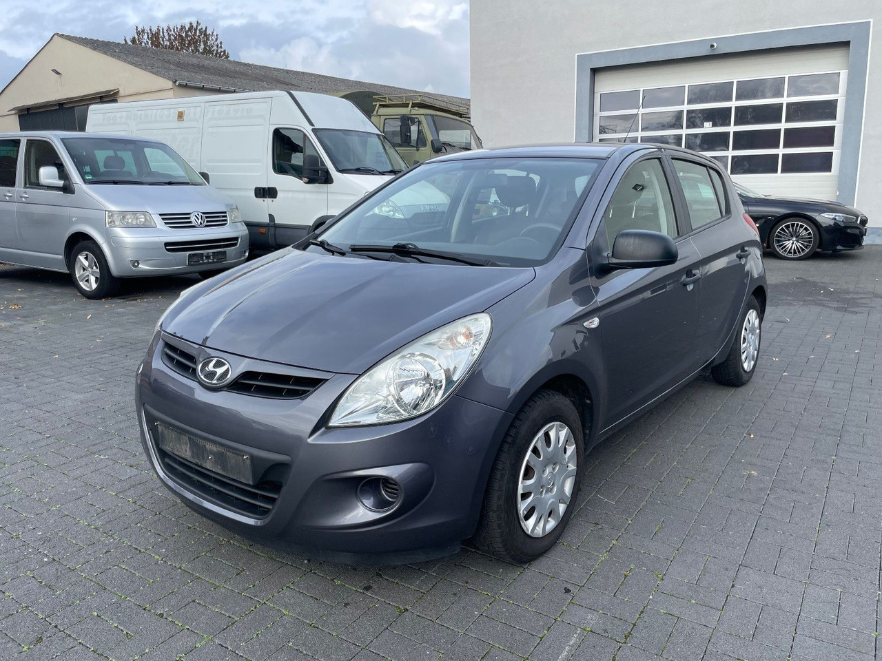 Hyundai i20 - Berlină/ Sedan: Foto 3 Hyundai i20 - Berlină/ Sedan: Foto 3