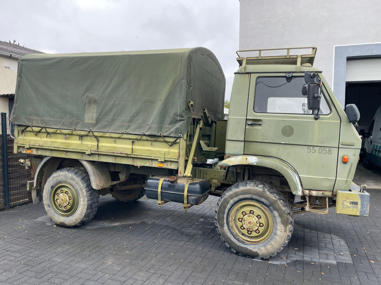 MAN 8.136 4X4 Prische Plane - Autoutilitară cu prelată: Foto 4 MAN 8.136 4X4 Prische Plane - Autoutilitară cu prelată: Foto 4