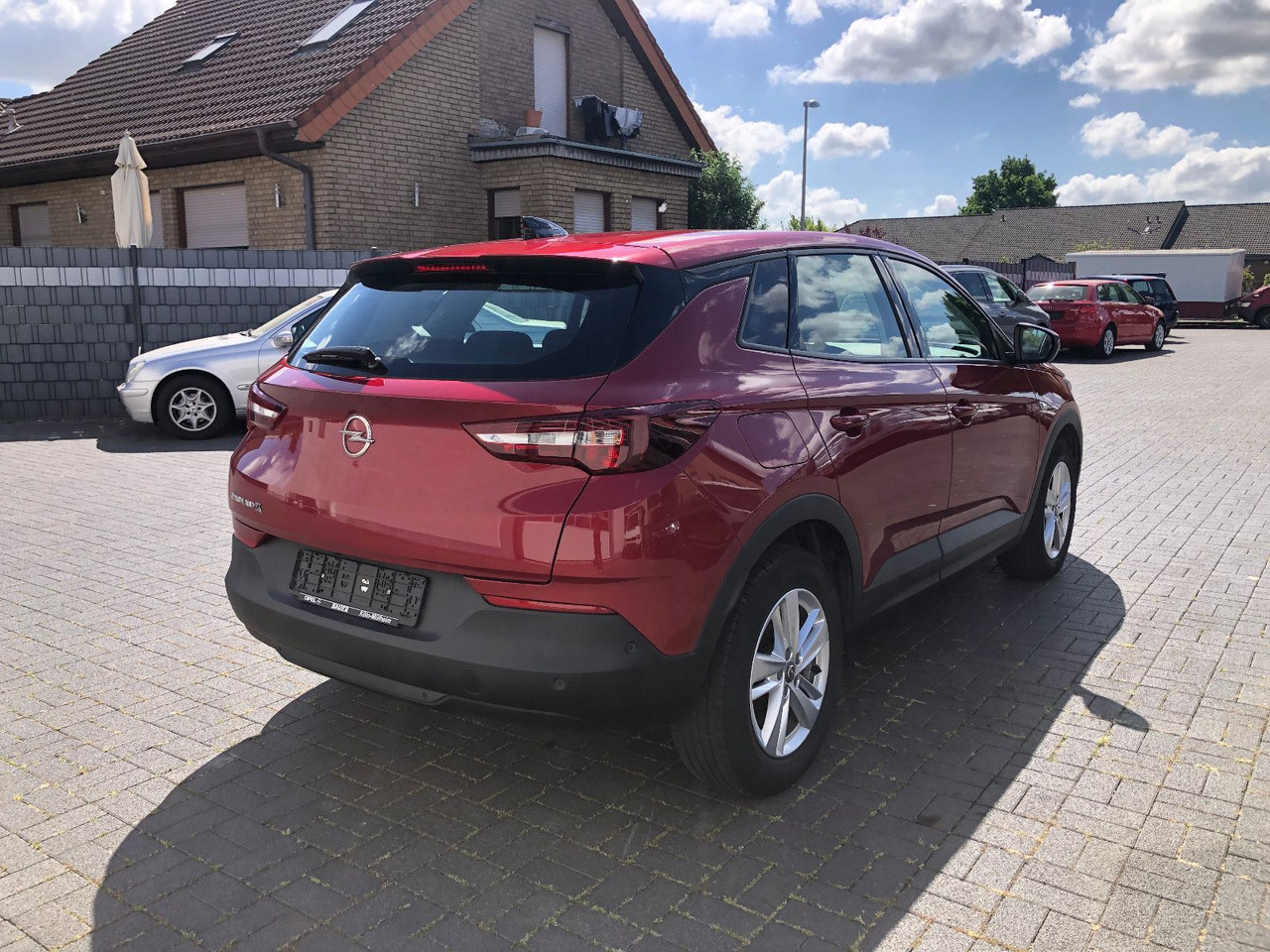 Opel Grandland (X) 1.5 D Automatik Business Edition - SUV: Foto 5 Opel Grandland (X) 1.5 D Automatik Business Edition - SUV: Foto 5