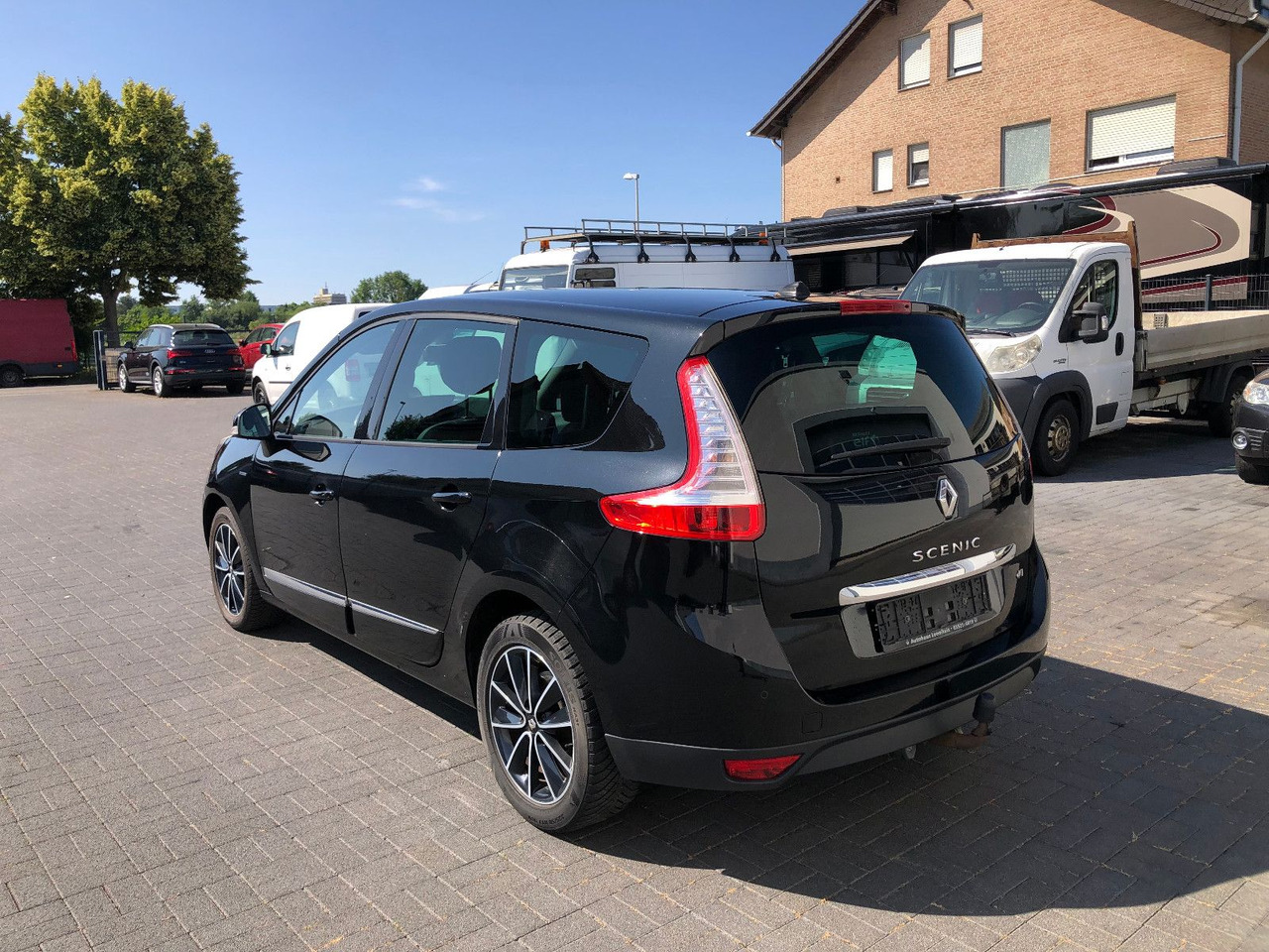 Renault Scenic Grand 2.0 dCi 150 BOSE Edition,Automatik - Transport persoane: Foto 4 Renault Scenic Grand 2.0 dCi 150 BOSE Edition,Automatik - Transport persoane: Foto 4